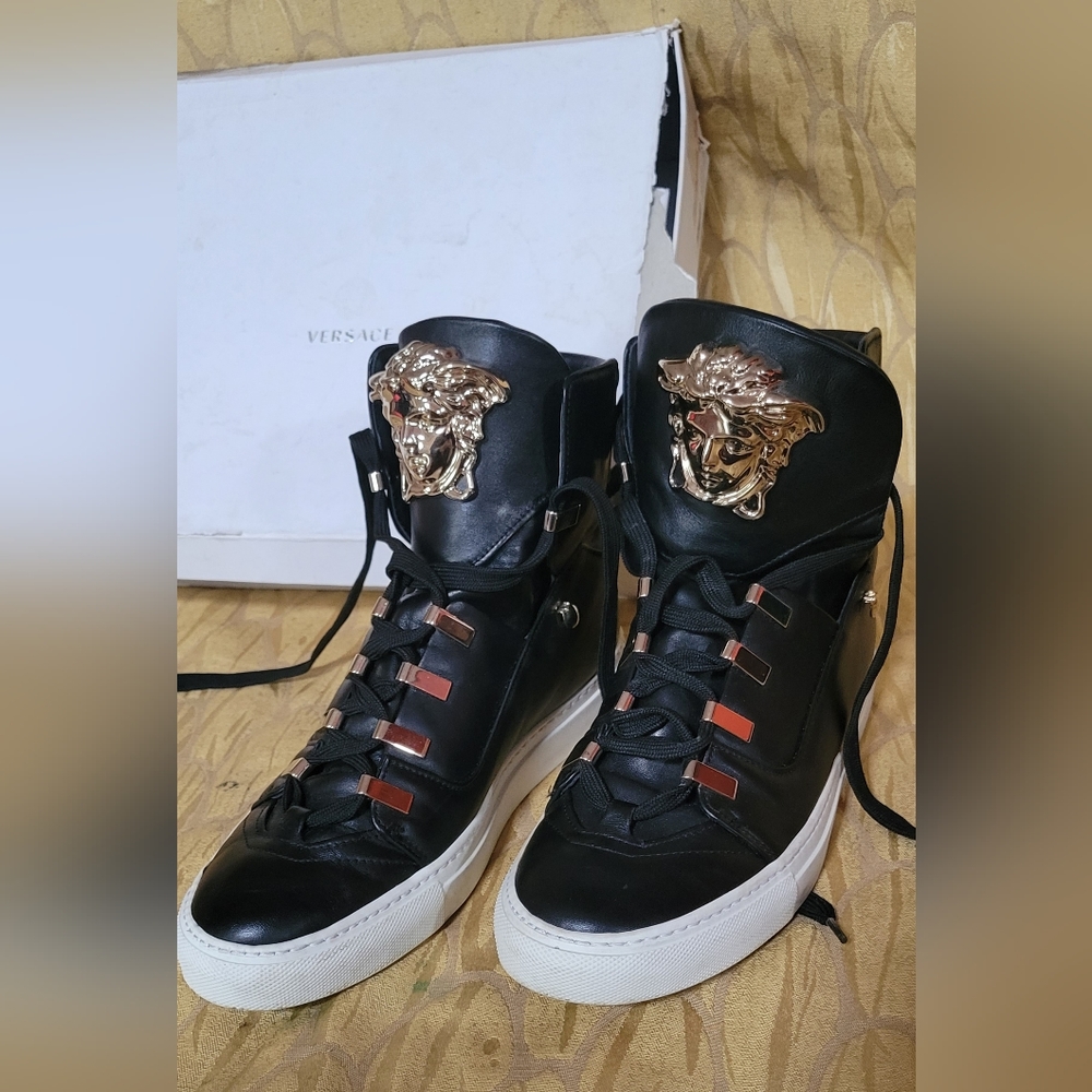 Versace Sneakers - image 8